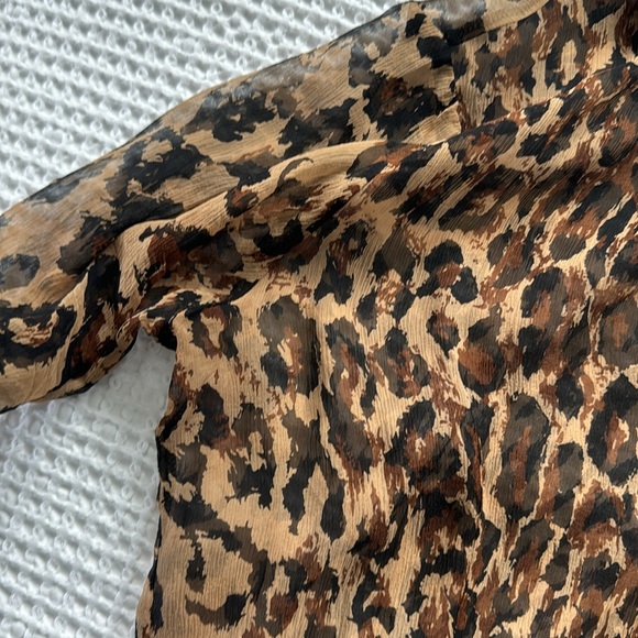 Karen Kane blouse - Picture 3 of 3